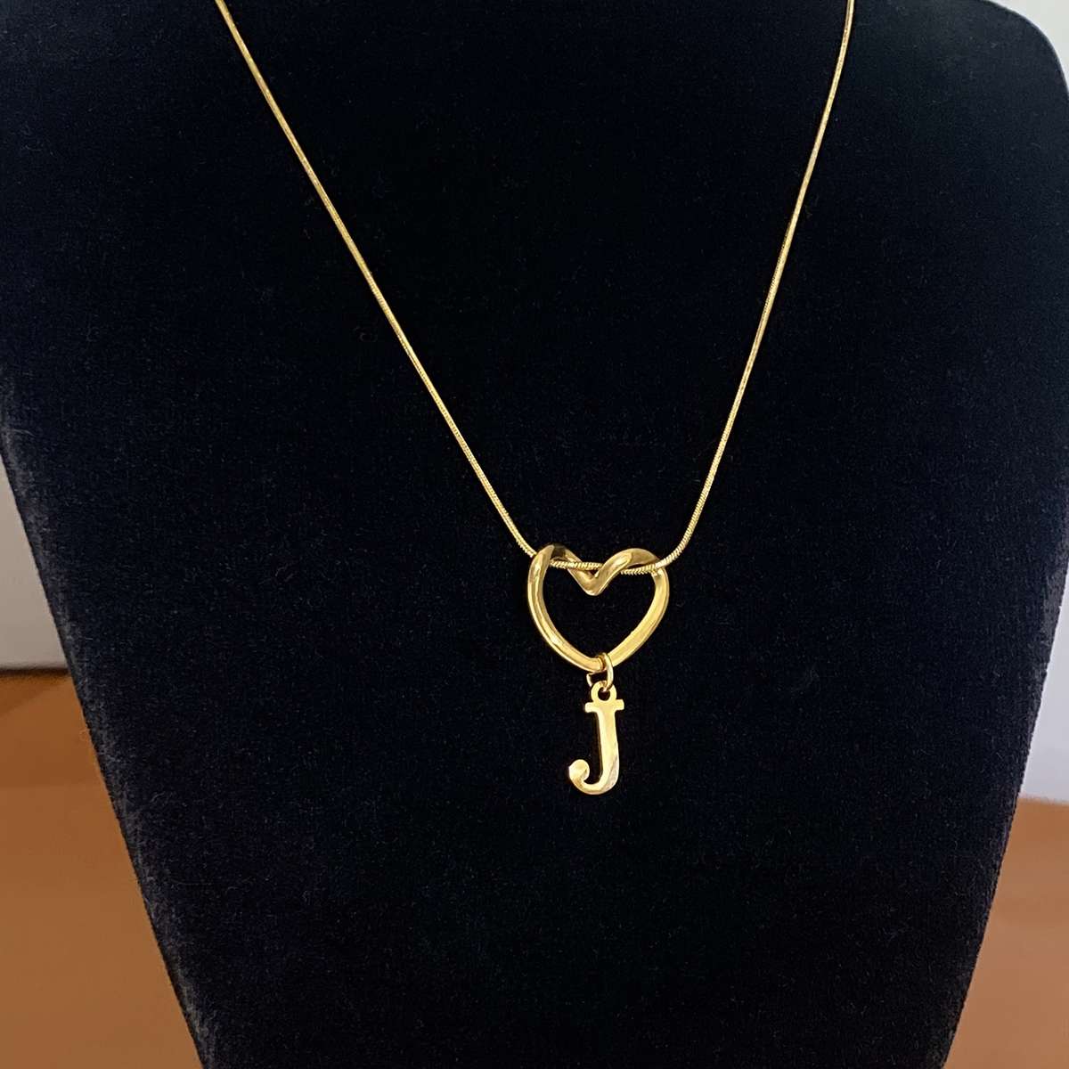 Plated Heart Shaped Pendant Necklace Gold