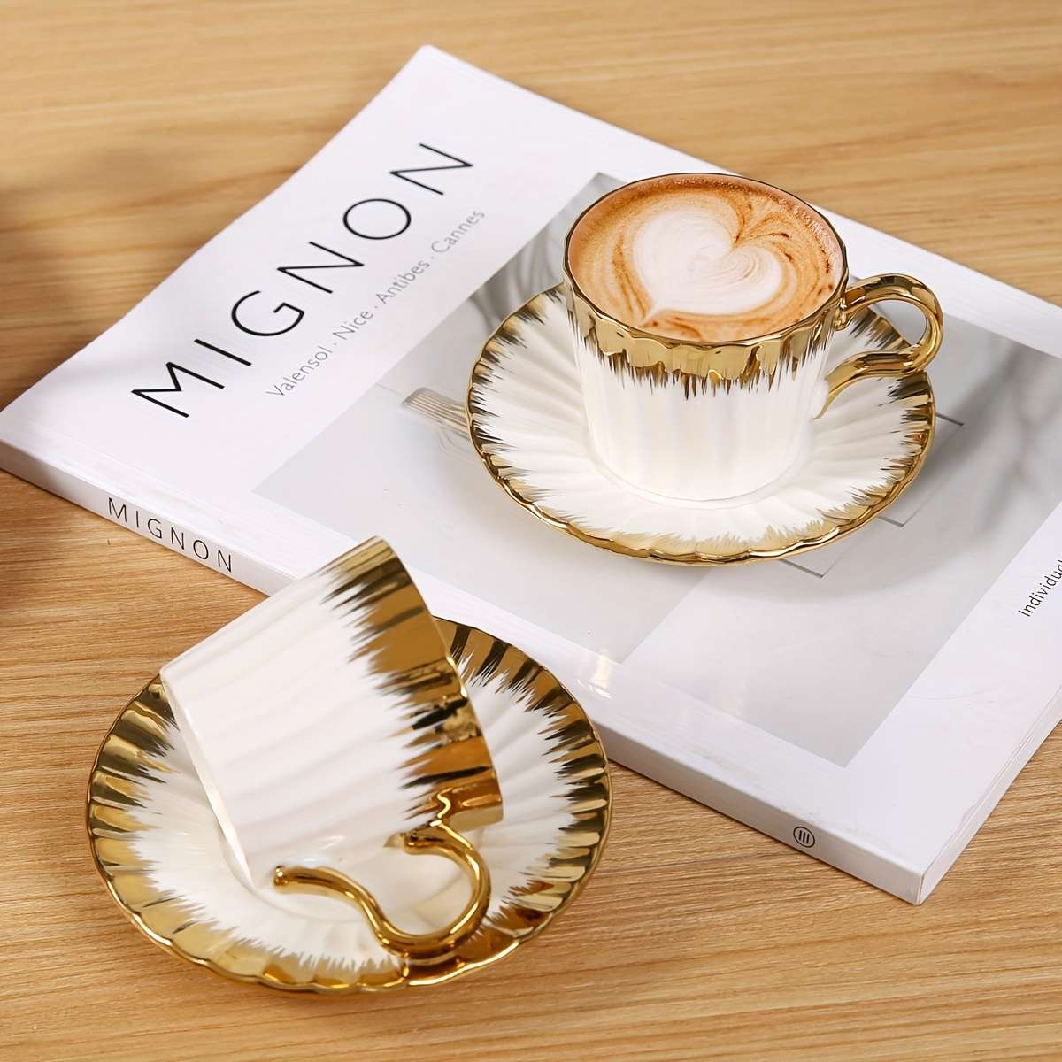 Water Cup Color White Golden Suit