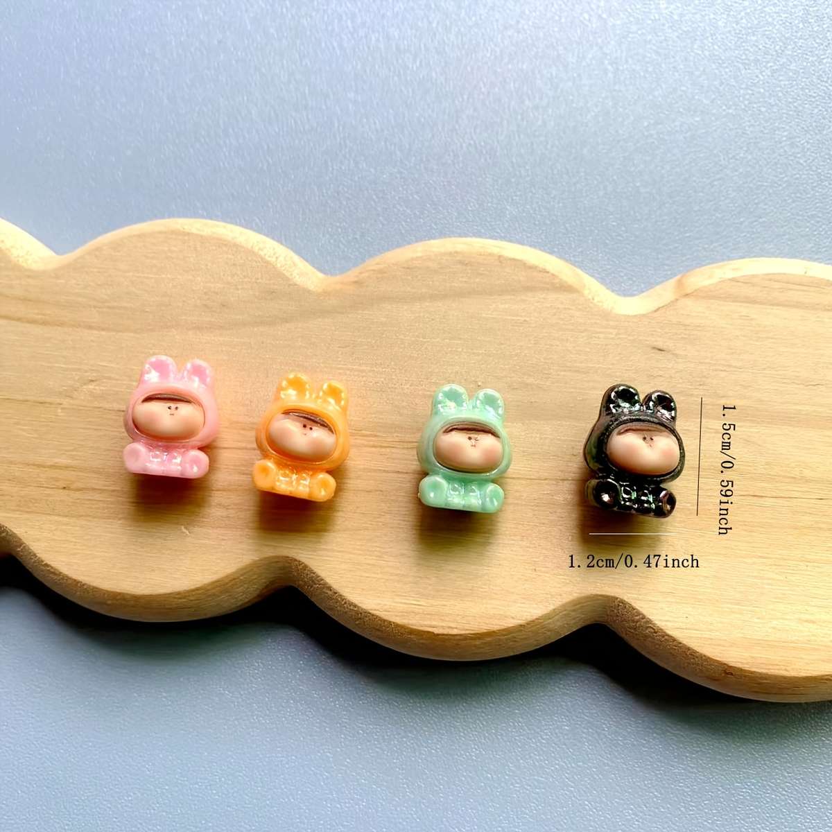 Car Interior Decor Items 7Pcs Mixed Color Three Dimensional Figures