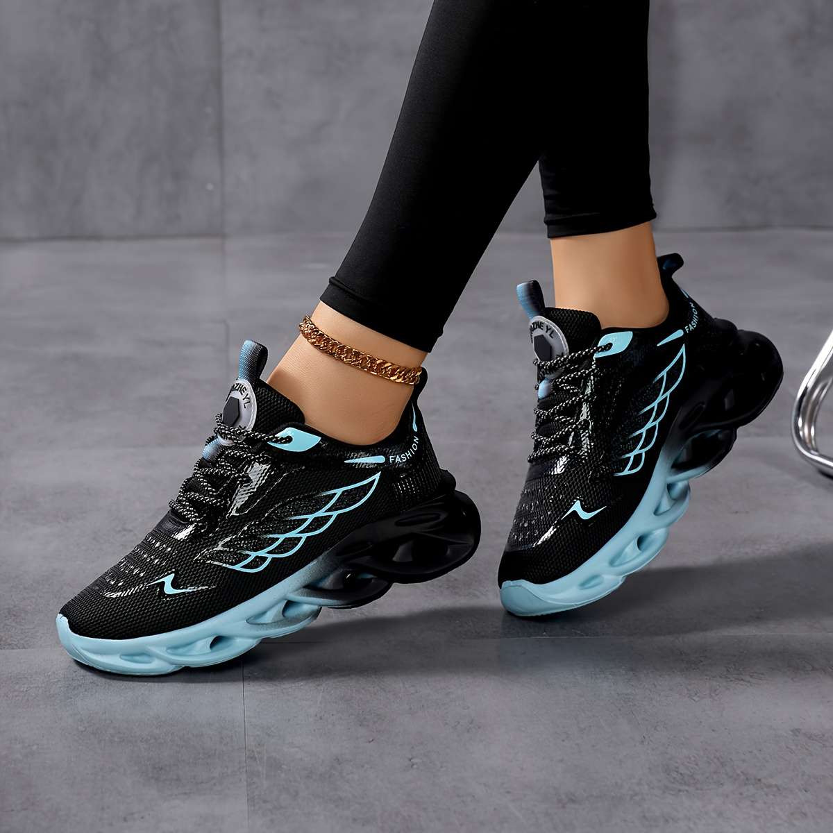 Women S Sneakers Color White Sizeuk 10