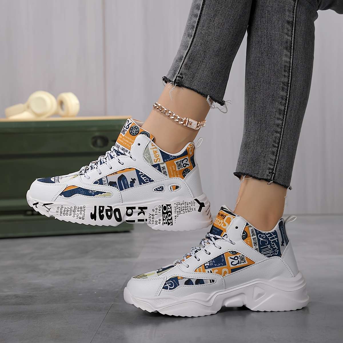 Sneakers Color White And Yellow Sizeuk 5