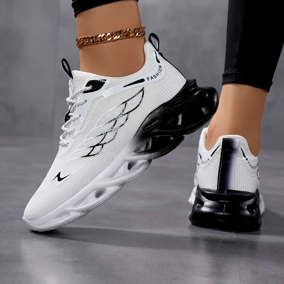 Women S Sneakers Color White Sizeuk 10