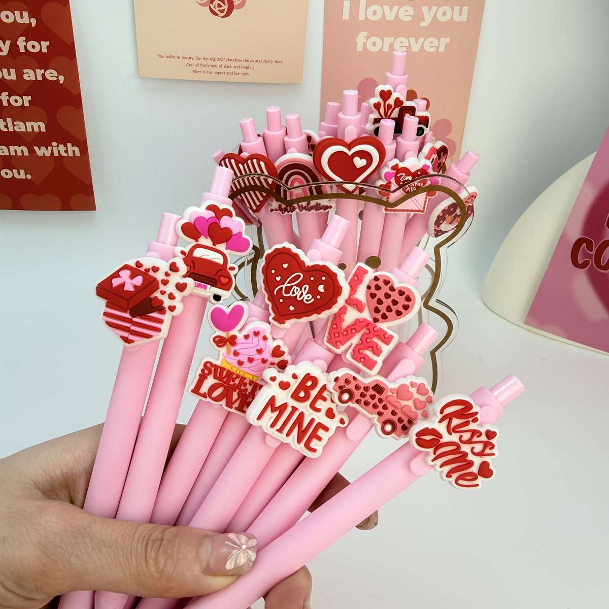 Pen Quantity 12PCS 4 random pens  8 pen refills