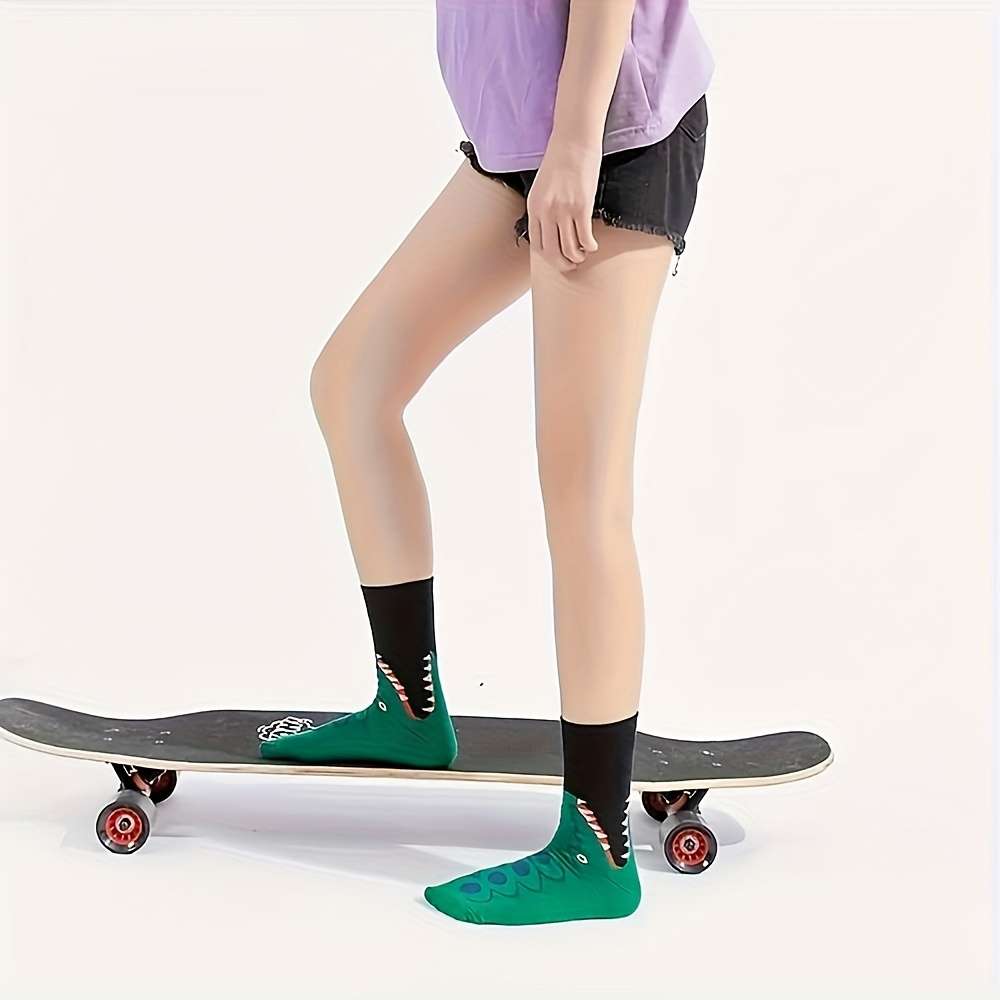 Women S Socks Color 1 Pair Of Green Crocodile Pattern Socks Size Onesize