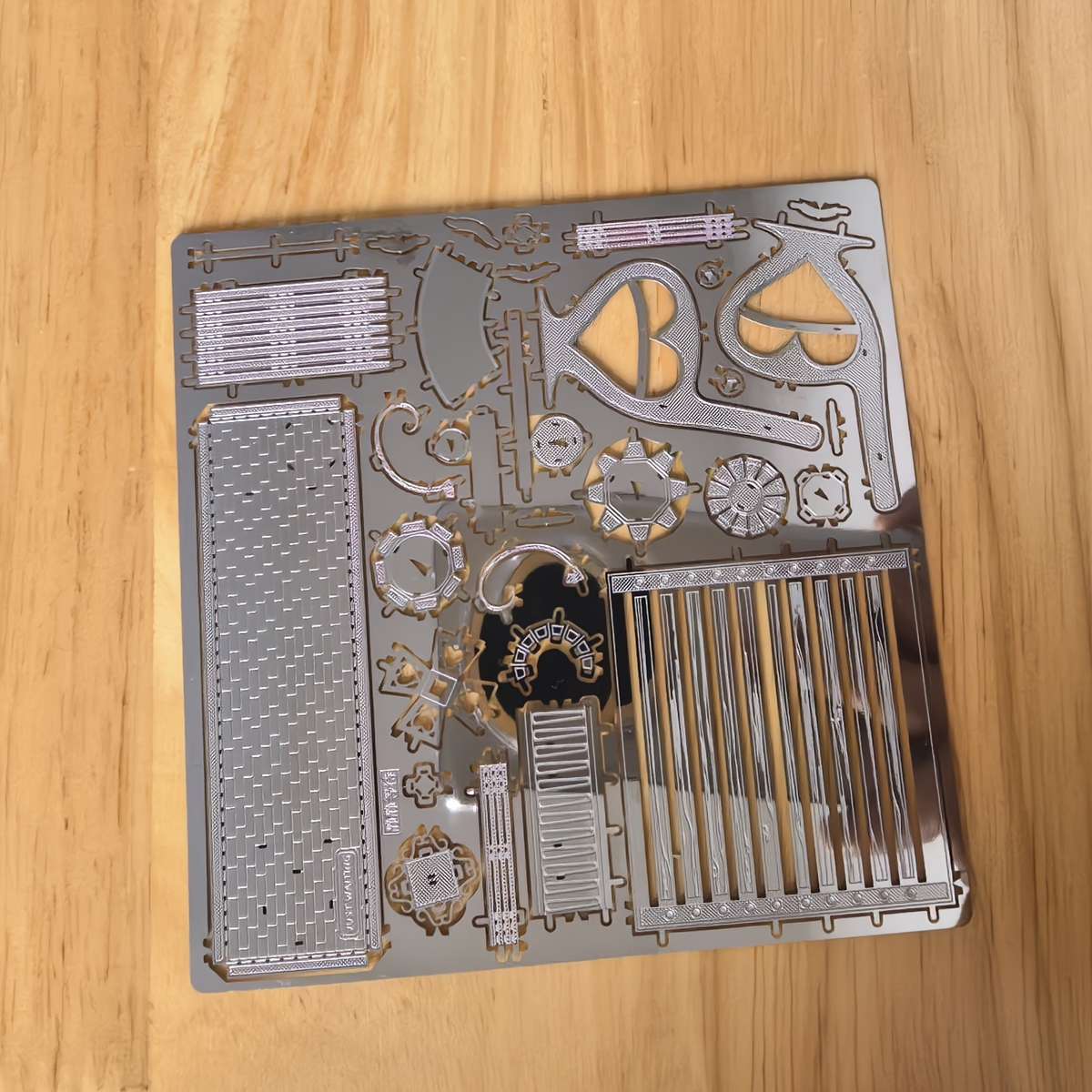 3D Building Model Puzzle Set Items Quietly Waiting