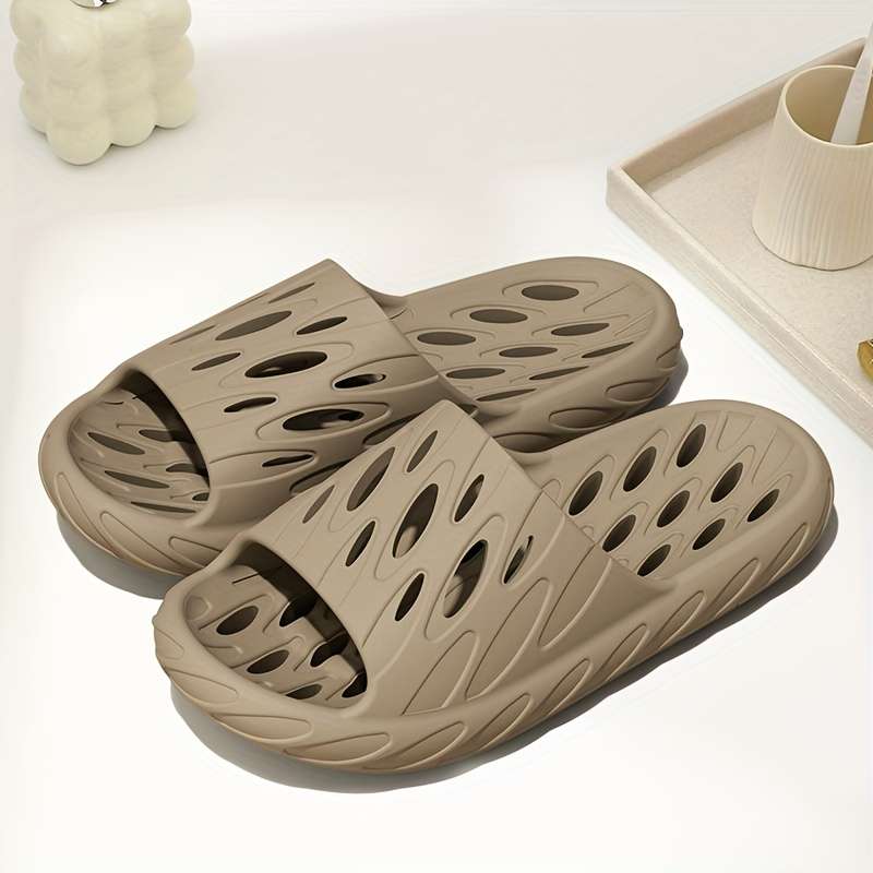 Men Slippers Summer Style White Size Uk 4.5 To 5