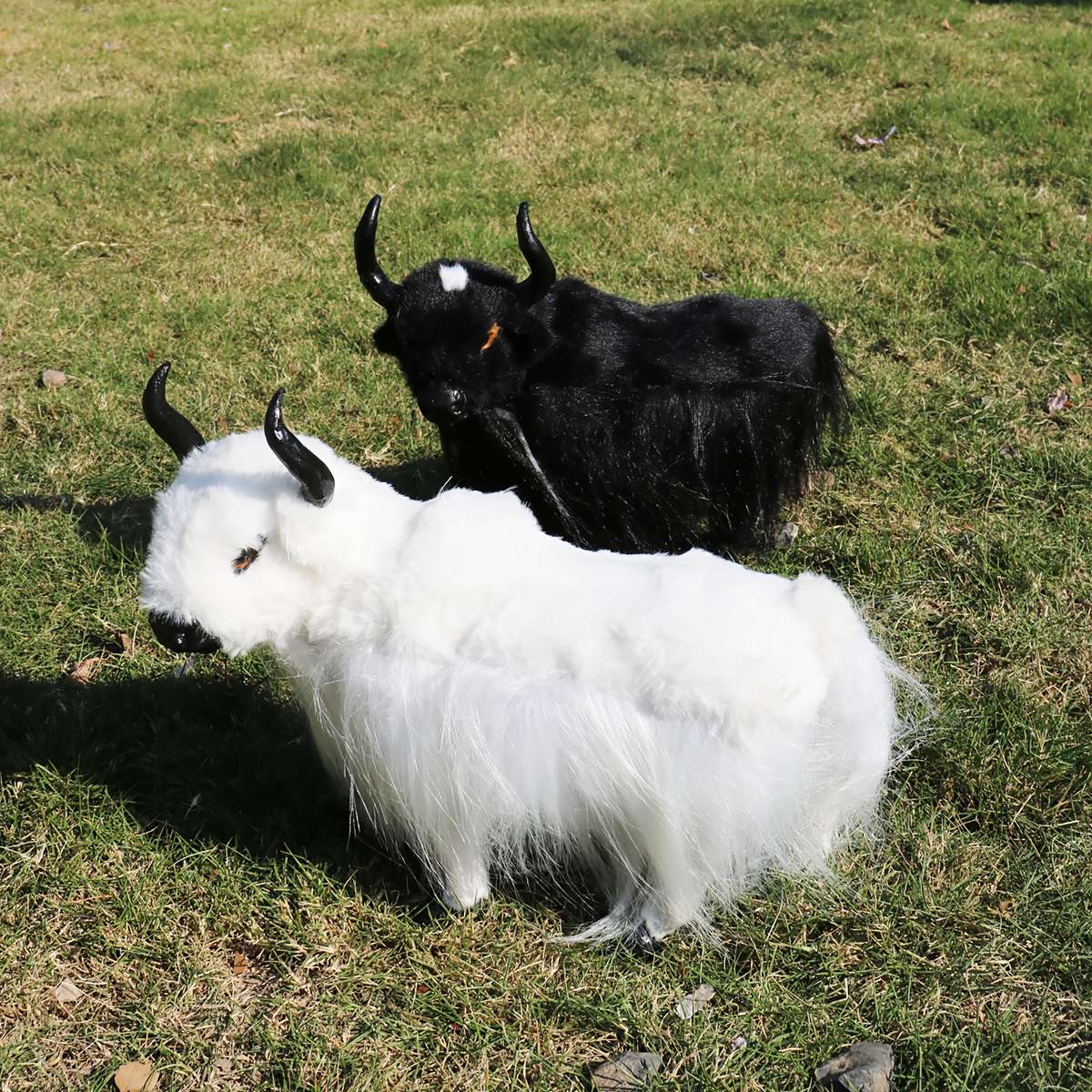 Plush Toyss color Black