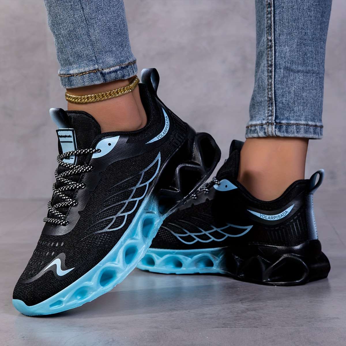 Sneakers Color Black Sizeuk 7