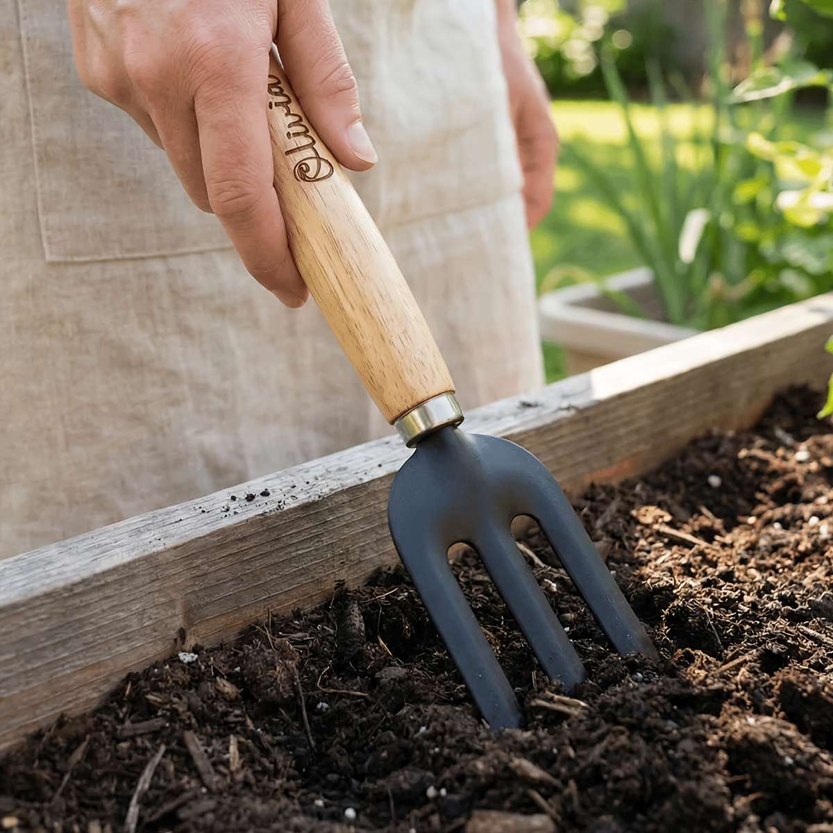 Garden Supplies Color Black