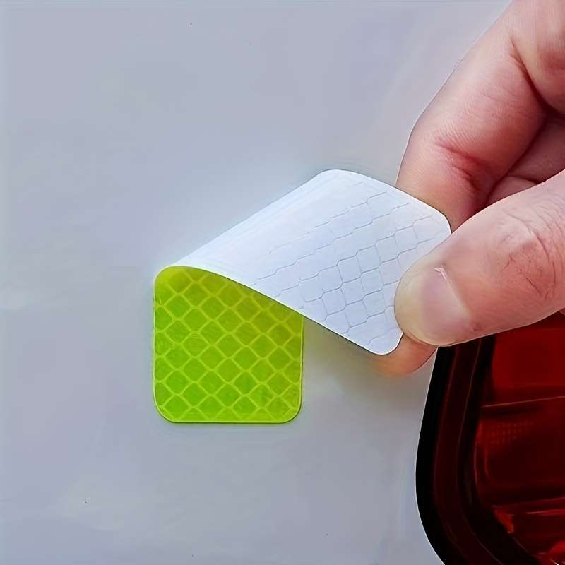 10pcs Green Car Night Safety Warning Collision Prevention Waterproof Night Light E