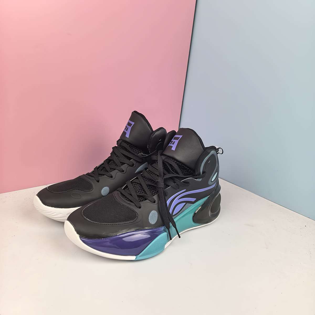 Sneakers Black Gray Size Uk 7