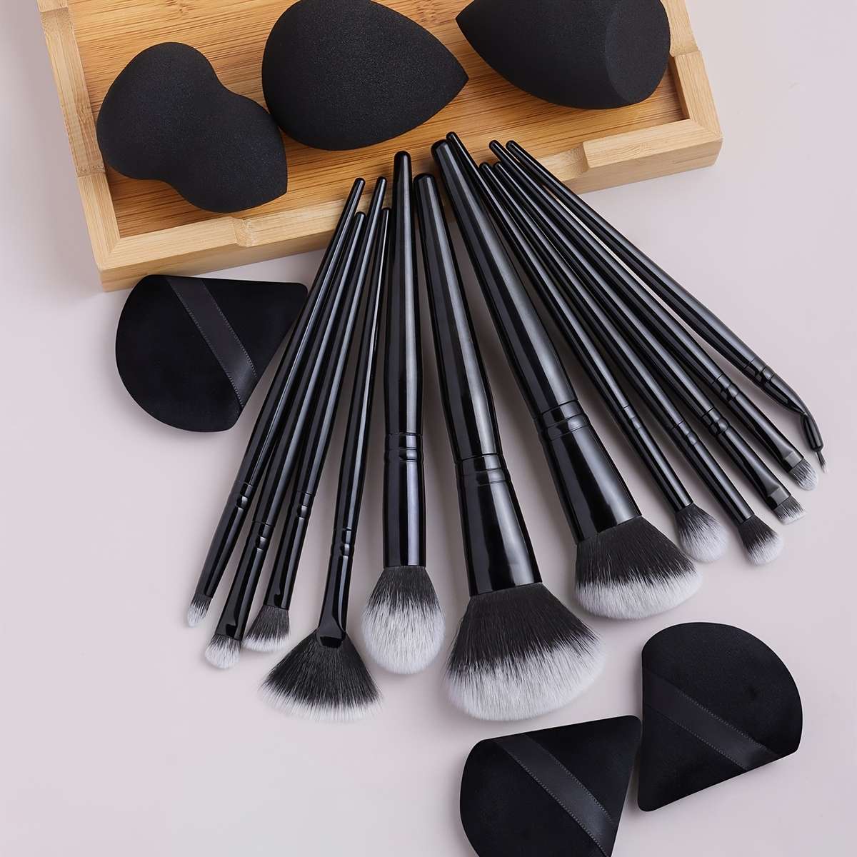 Makeup Brush Set Color Black