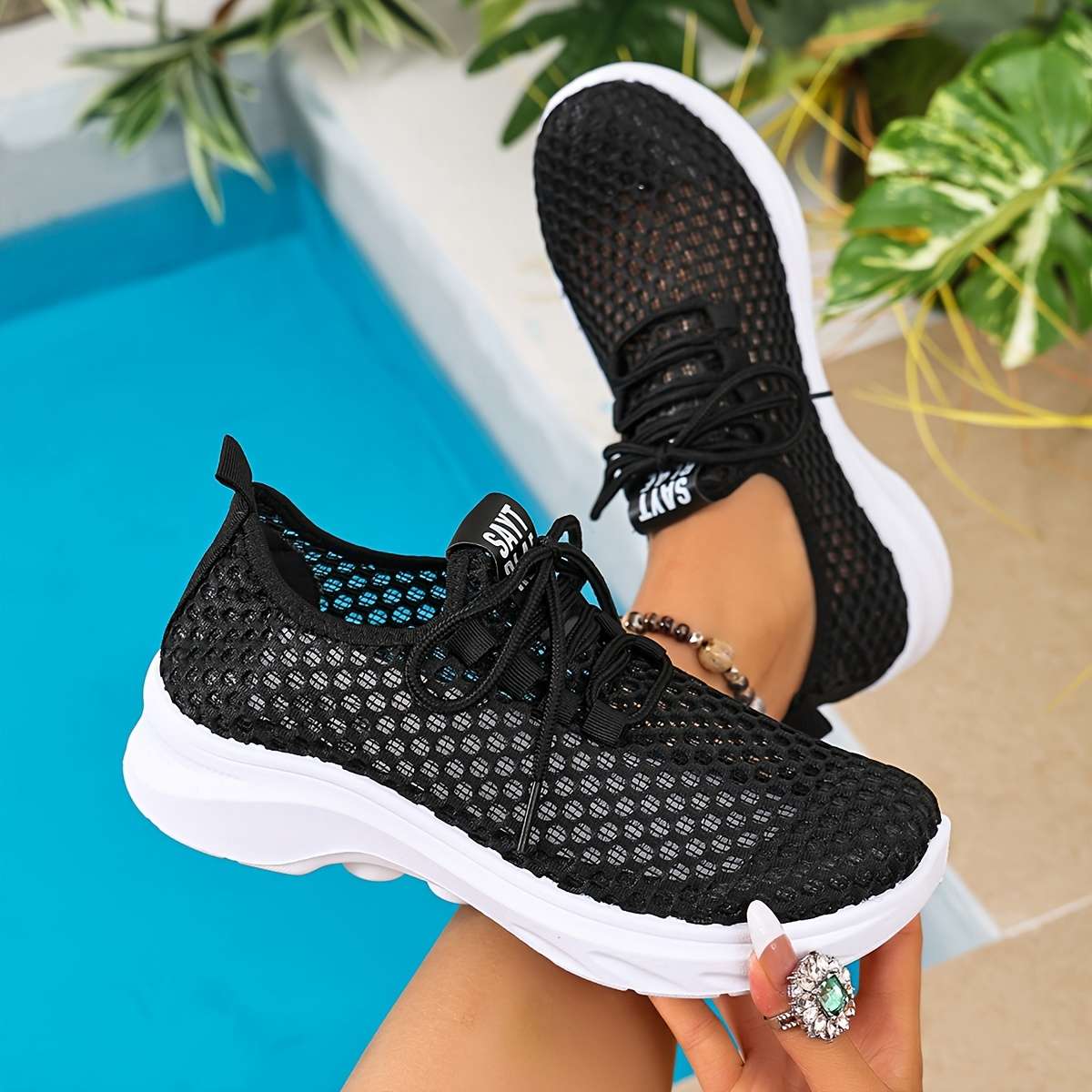 Women S Sneakers Color White Sizeuk 4