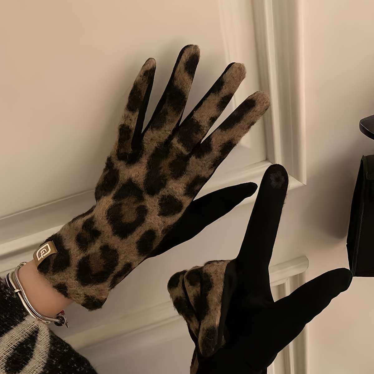 Winter Gloves Items Leopard Coffee