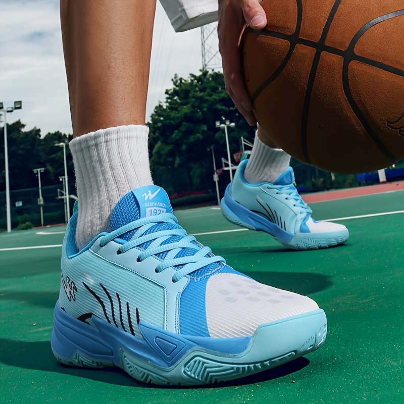 Sneakers Sky Blue Size Uk 7
