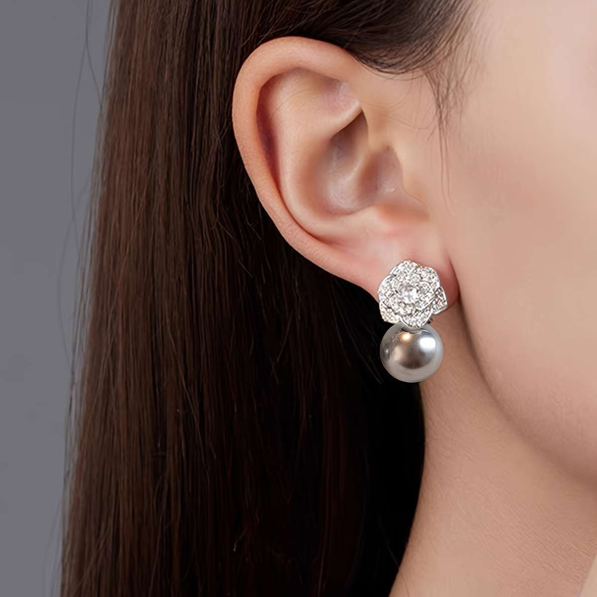 Women S Earrings Color Grey Size One Size
