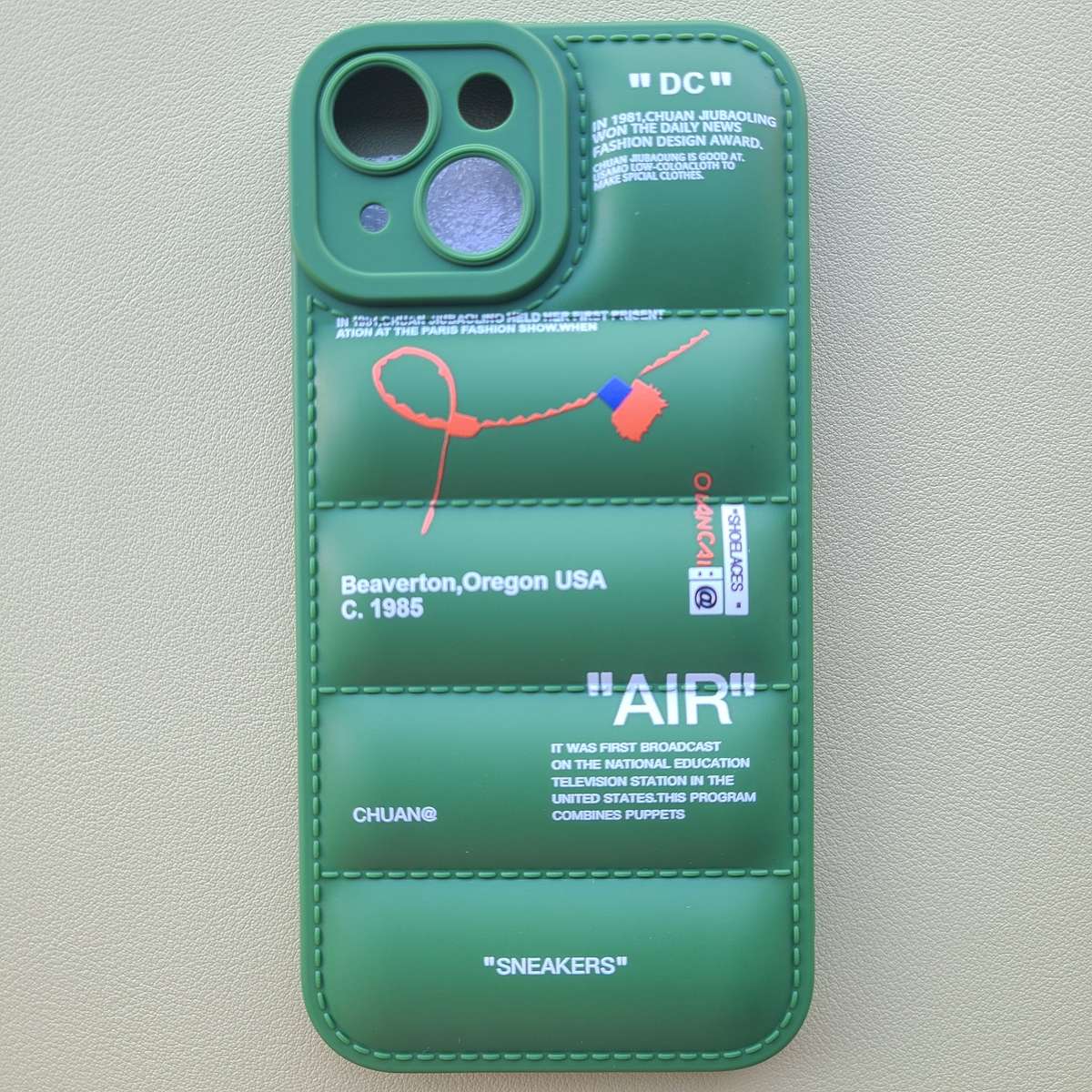 1Pc Mixed Color  For iPhone 12 Pro Down Jacket Design Phone Case