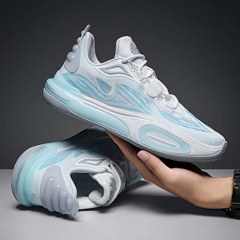 Sneakers Figure 2 Size Uk 7