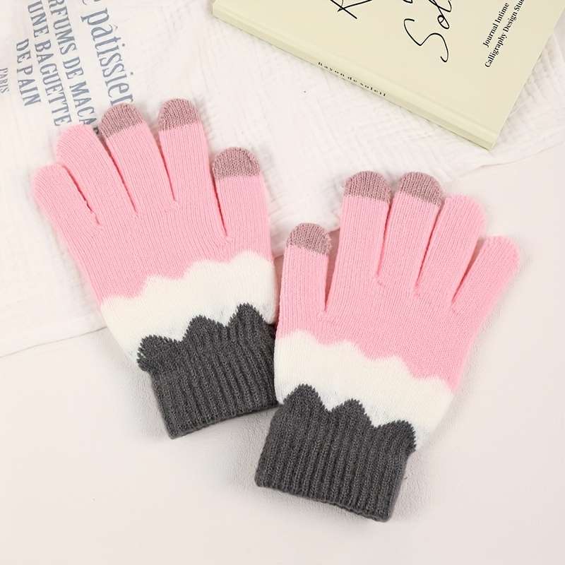 Gloves Color Pink