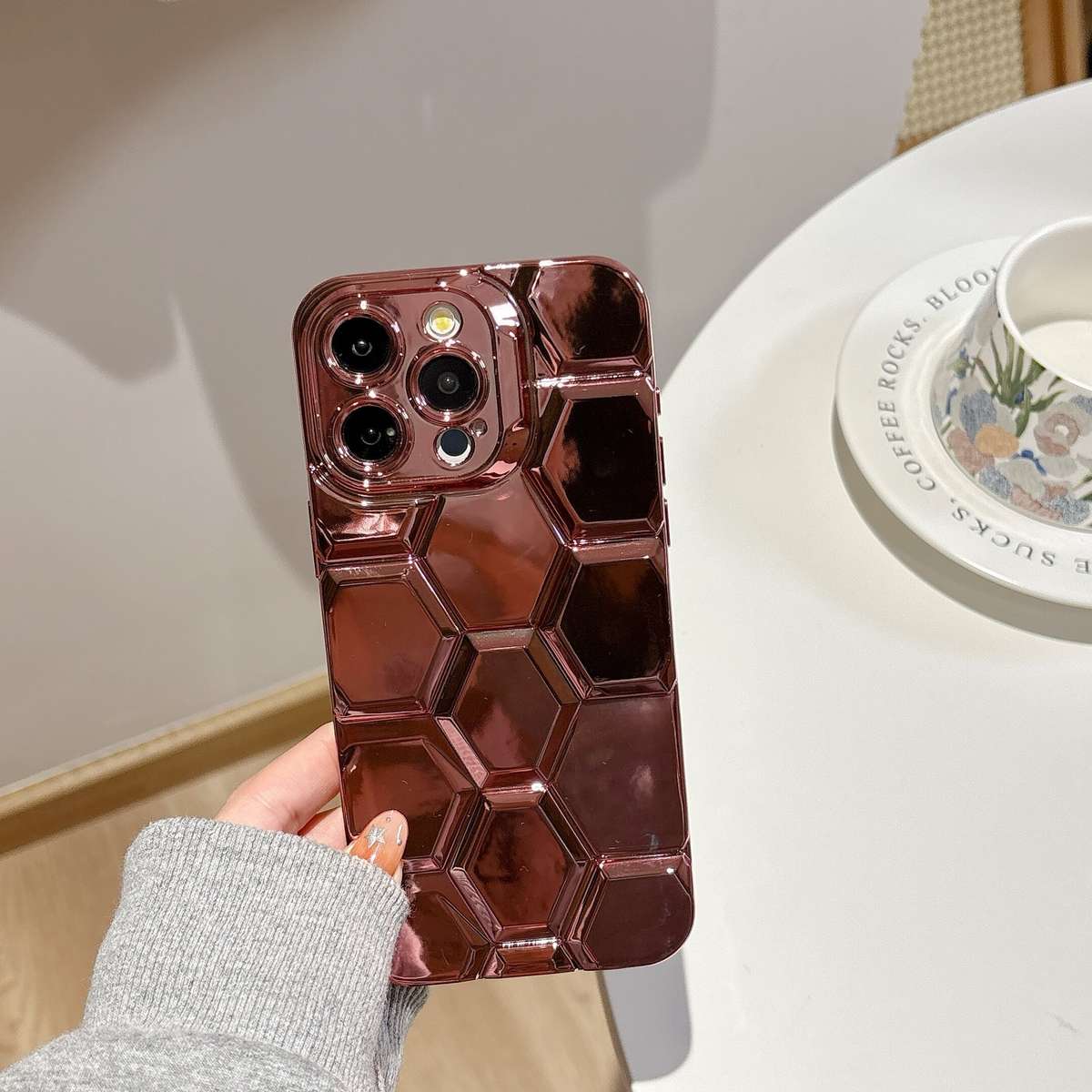 1Pc Golden For iPhone 14 Plus Textured Phone Case