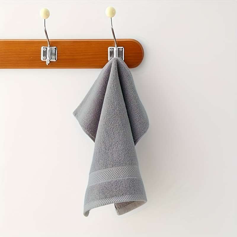 Towel Color 3 Colors1White1Blue1Grey Size35*35Cm13.78*13.78In