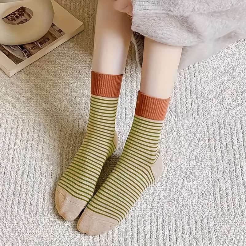 Women S Socks Color 3 Pairs Of Random Colors Size Onesize