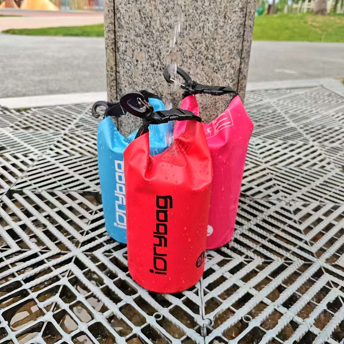 Storage Bag Color Bright Red Capacity2L