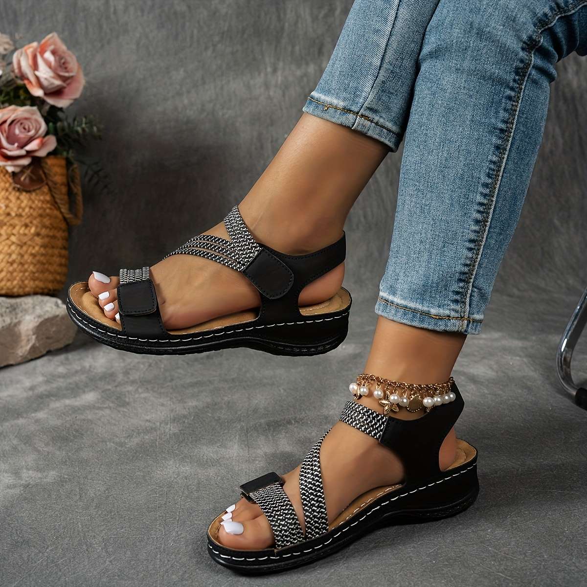 Sandals Color Brown Size Uk 4