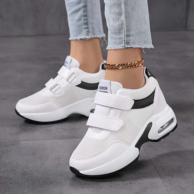 Women S Sneakers Color White Sizeuk 8