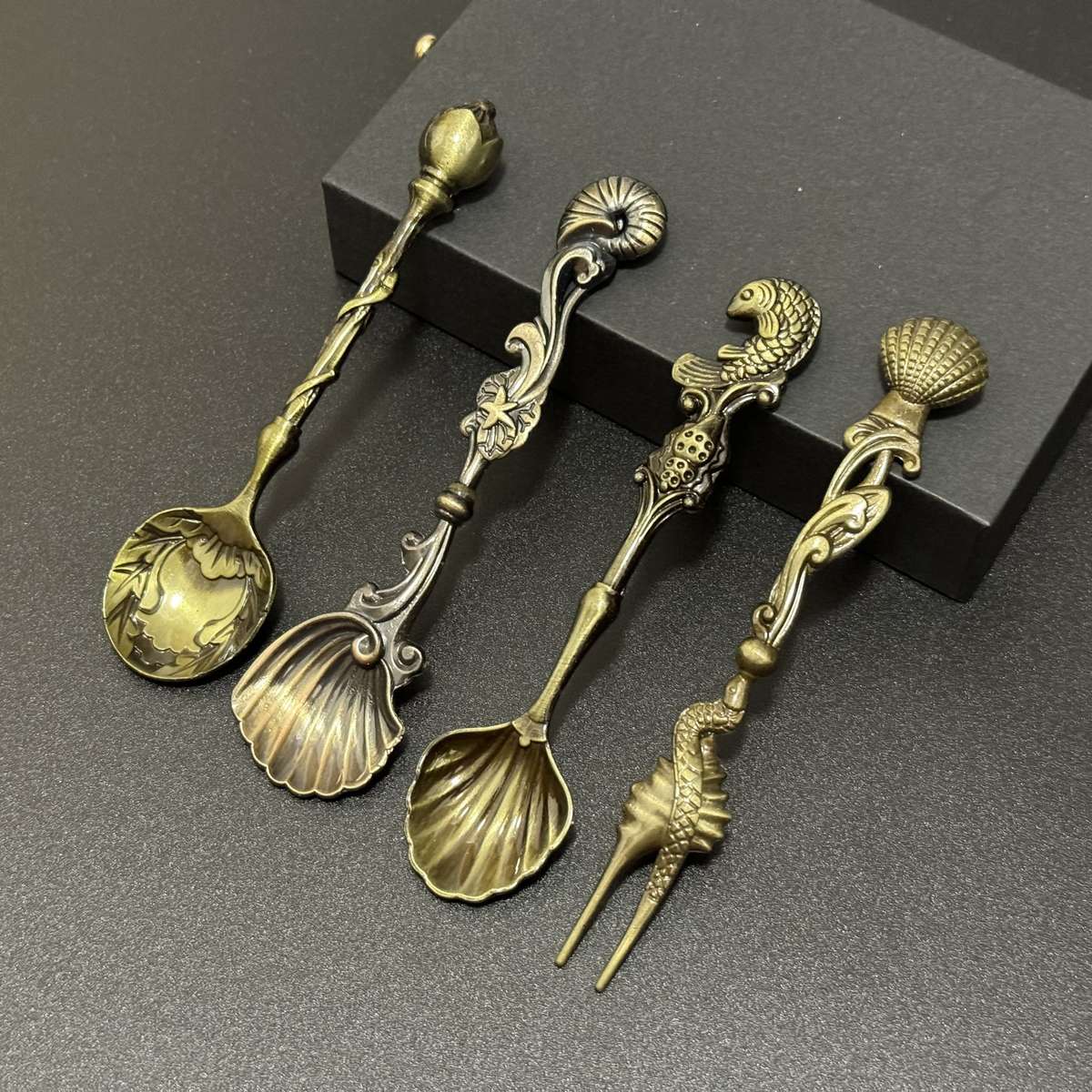 4pc Gorgeous Vintage Style Cake Ice Cream Coffee Spoon Fork Set Perfect For Outdoor Dessert T