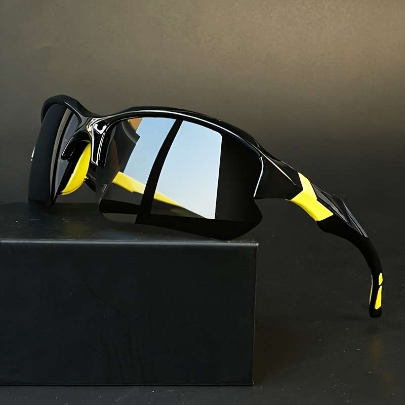 Cycling Glasses Color Red