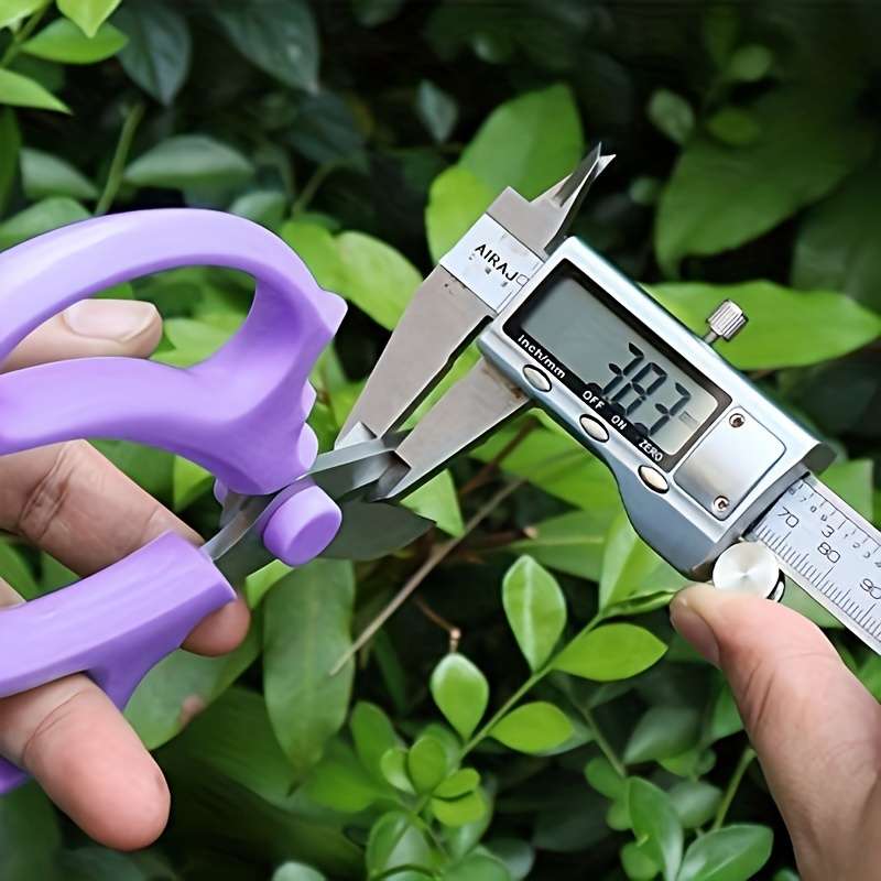 Garden Shears Color Purple