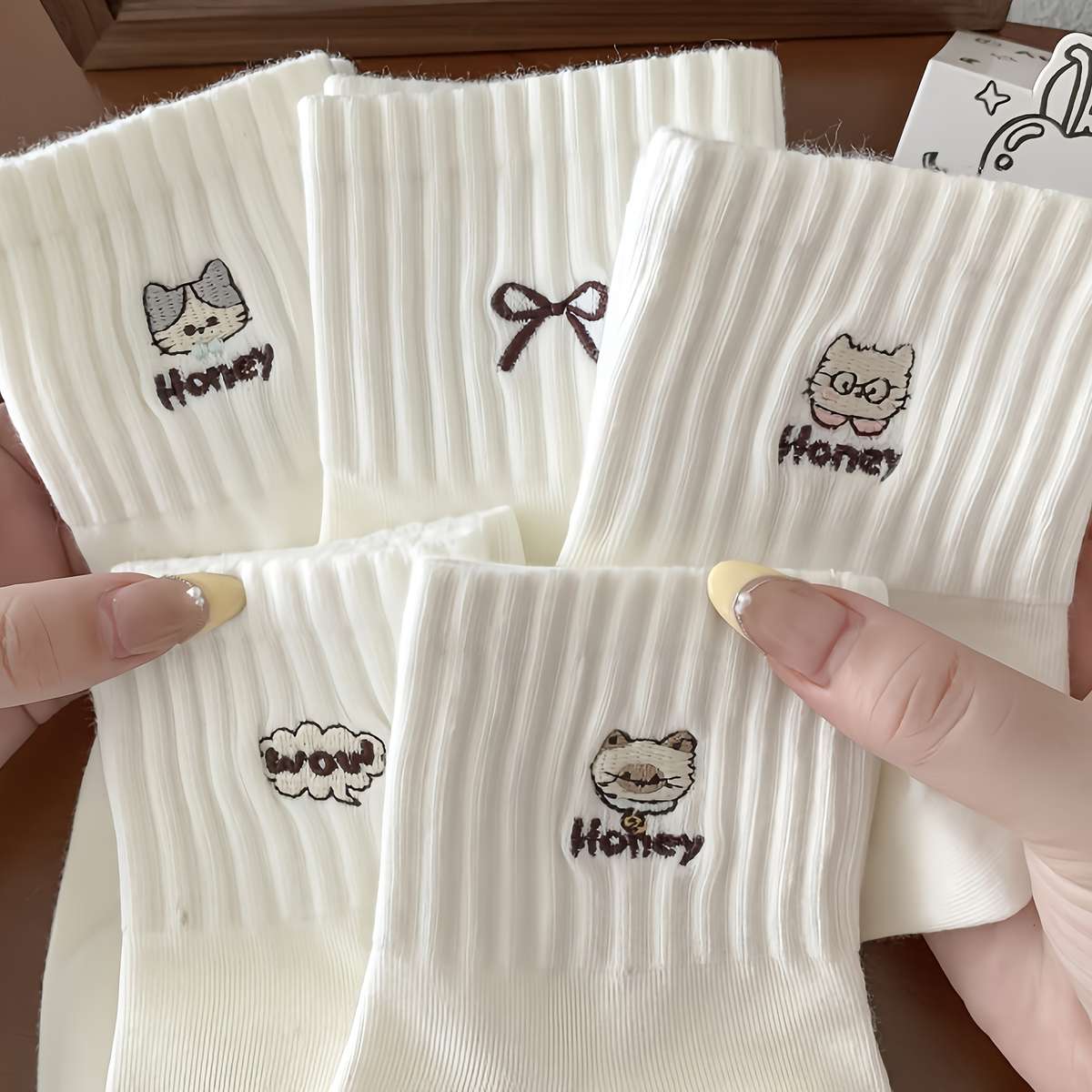 Women S Socks Color White Cartoon 5 Pairs