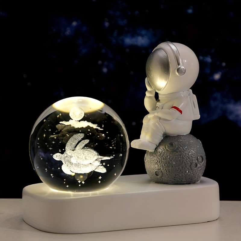 Night Light Model 6Cm Octopus  Thinking Astronaut