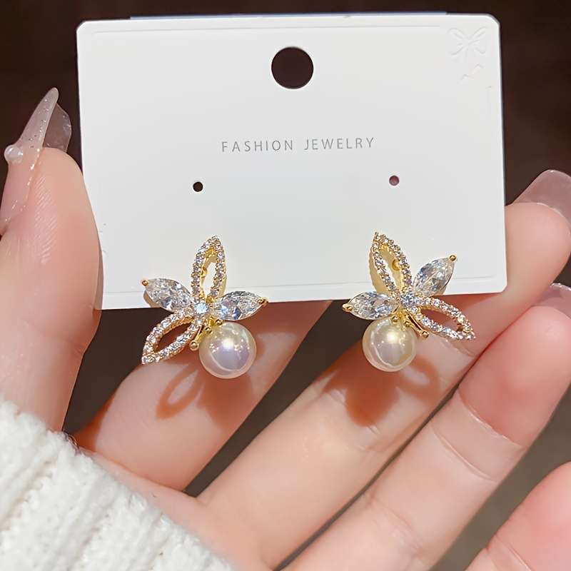 Women S Earrings Color Golden Yellow