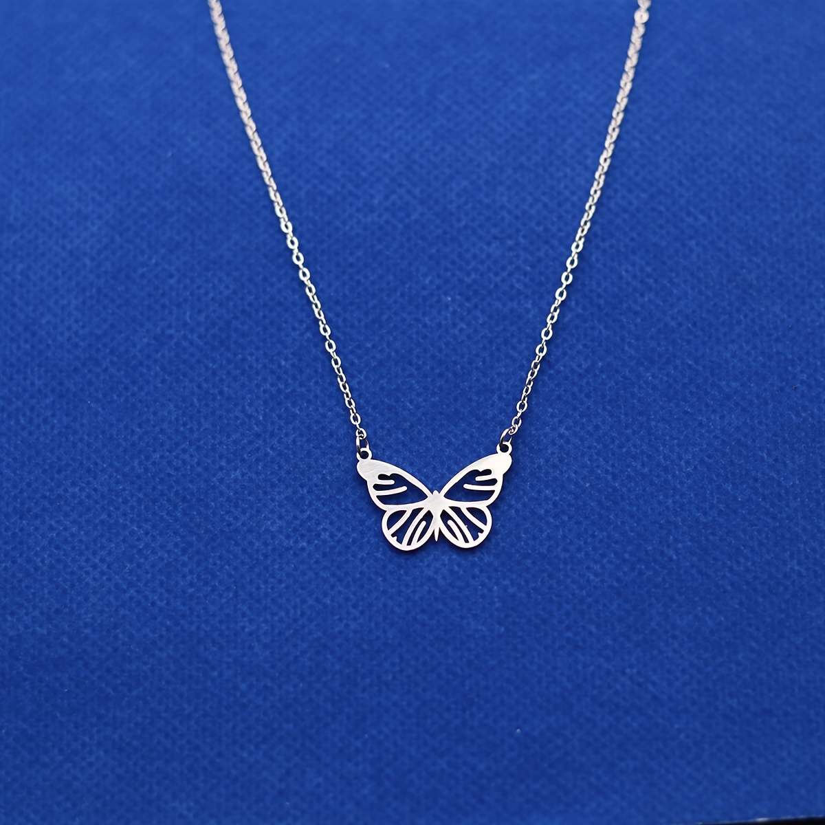 Womens Necklace Color Golden