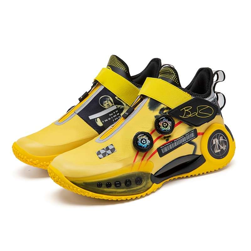 Sneakers Black And Golden Size Uk 10