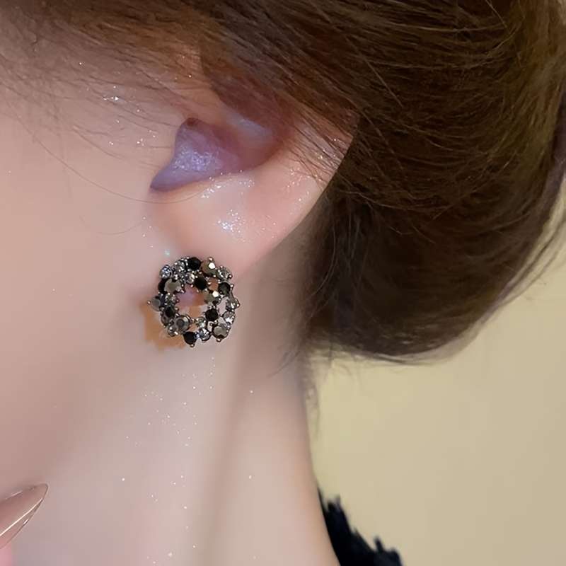 Women S Earrings Color Black