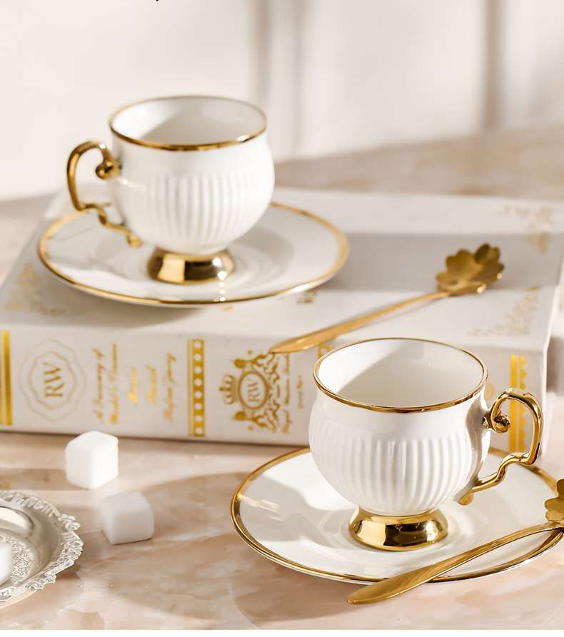 Water Cup Quantity 4 Cups   4 Saucers   Spoon