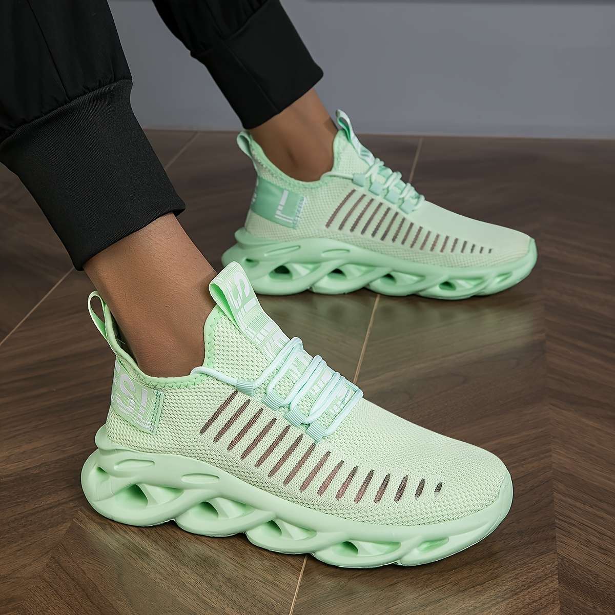 Sneakers Color Black Sizeuk 6