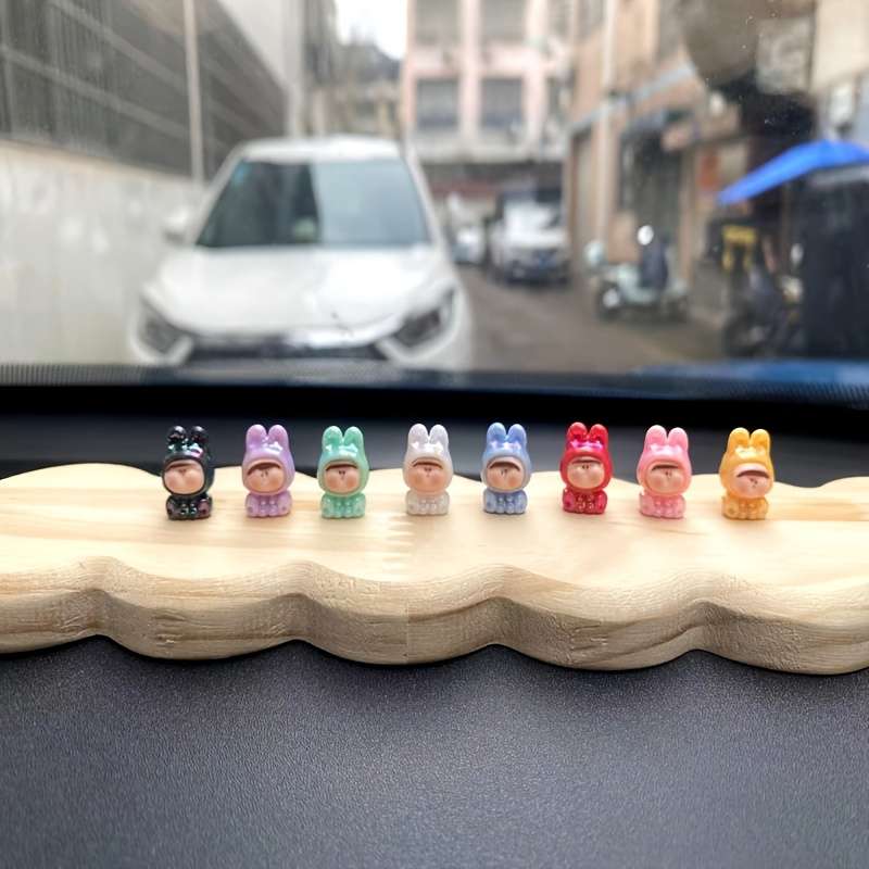 Car Interior Decor Items 7Pcs Mixed Color Three Dimensional Figures