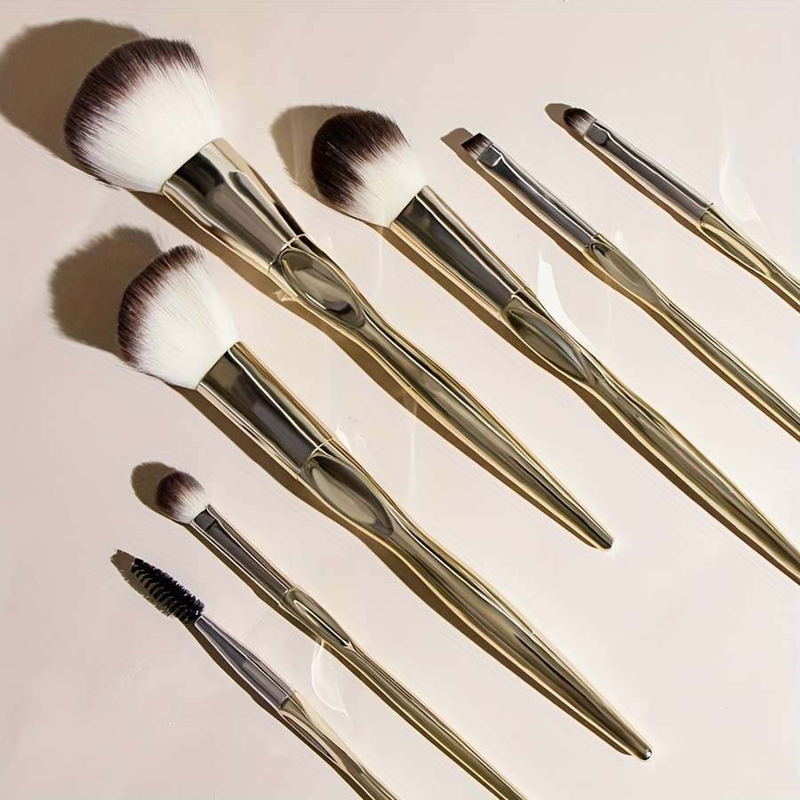 Makeup Brush Set Color 7Pcs Light Golden