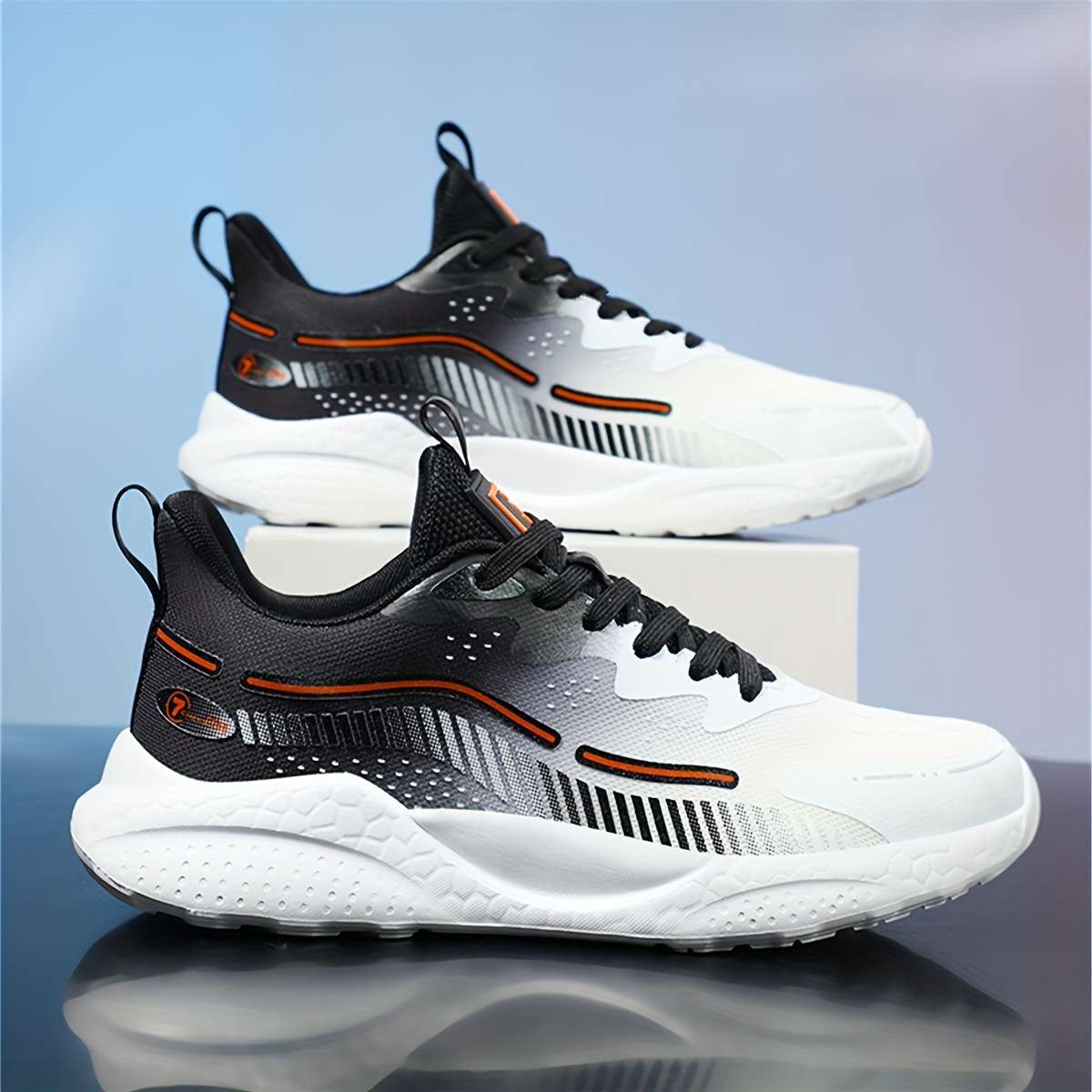 Sneakers Color White And Black Sizeuk 7