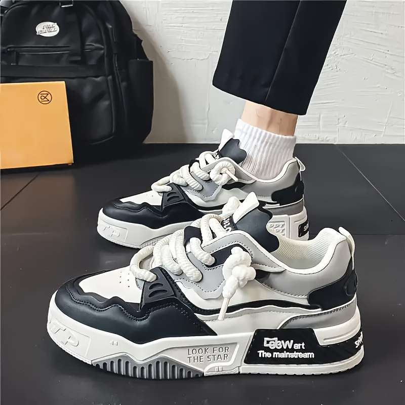 Sneakers Color White And Black Sizeuk 7