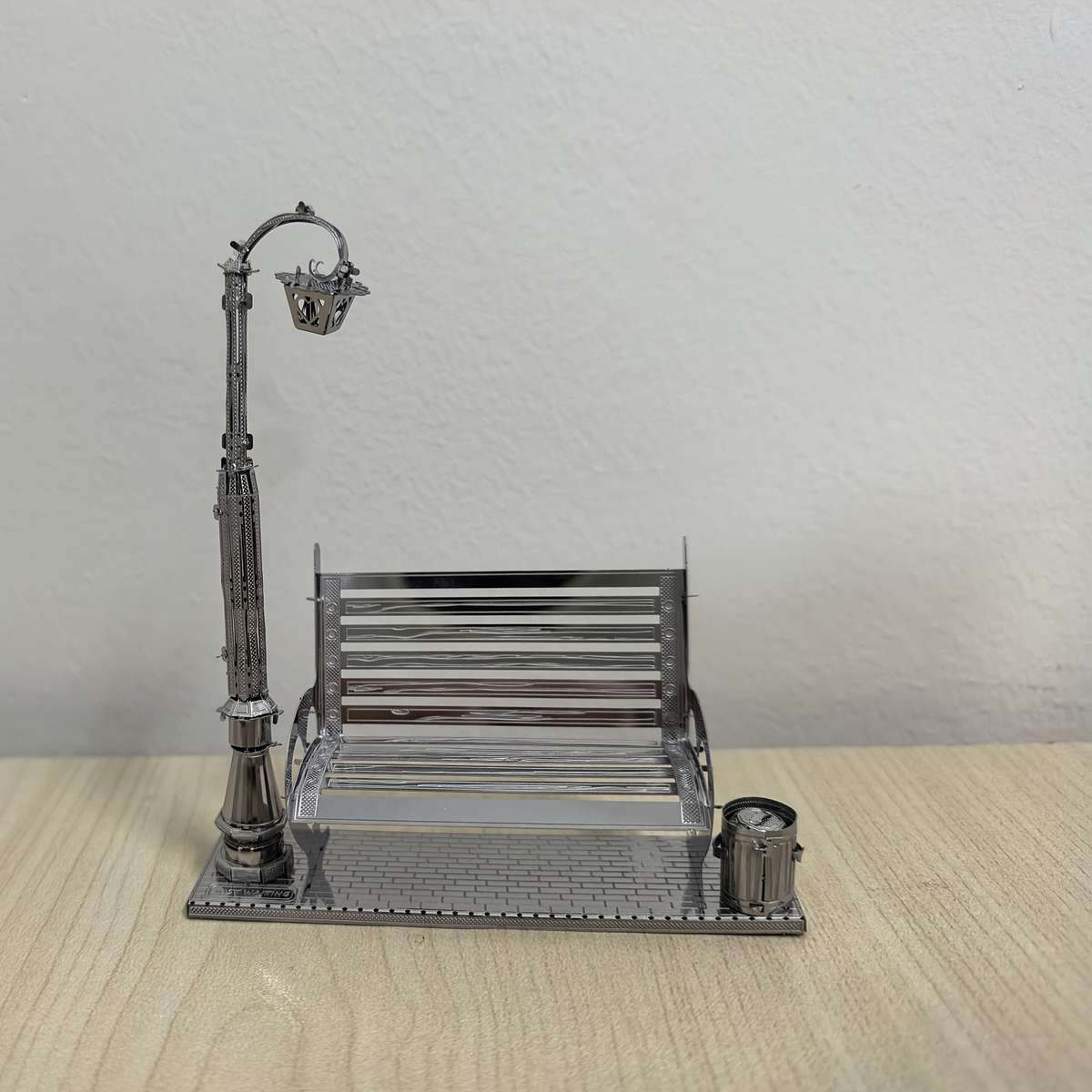 3D Building Model Puzzle Set Items Quietly Waiting