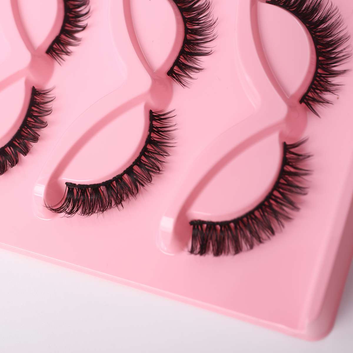 Professional Natural Fluffy Lash Extensions Quantity 11x Huli