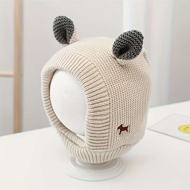 Winter Hat Color  Red  Quantity