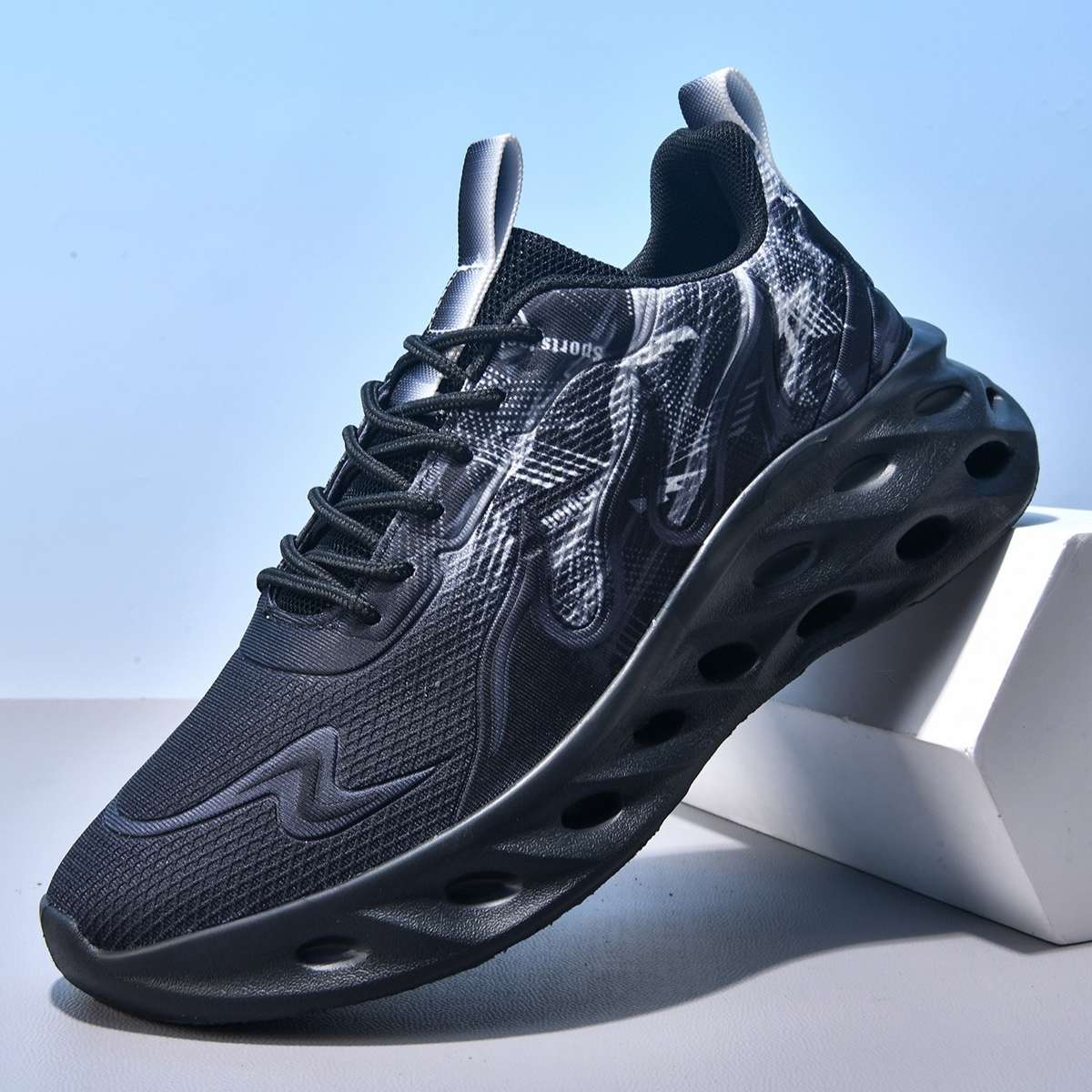 Sneakers Color Black Sizeuk 7.5