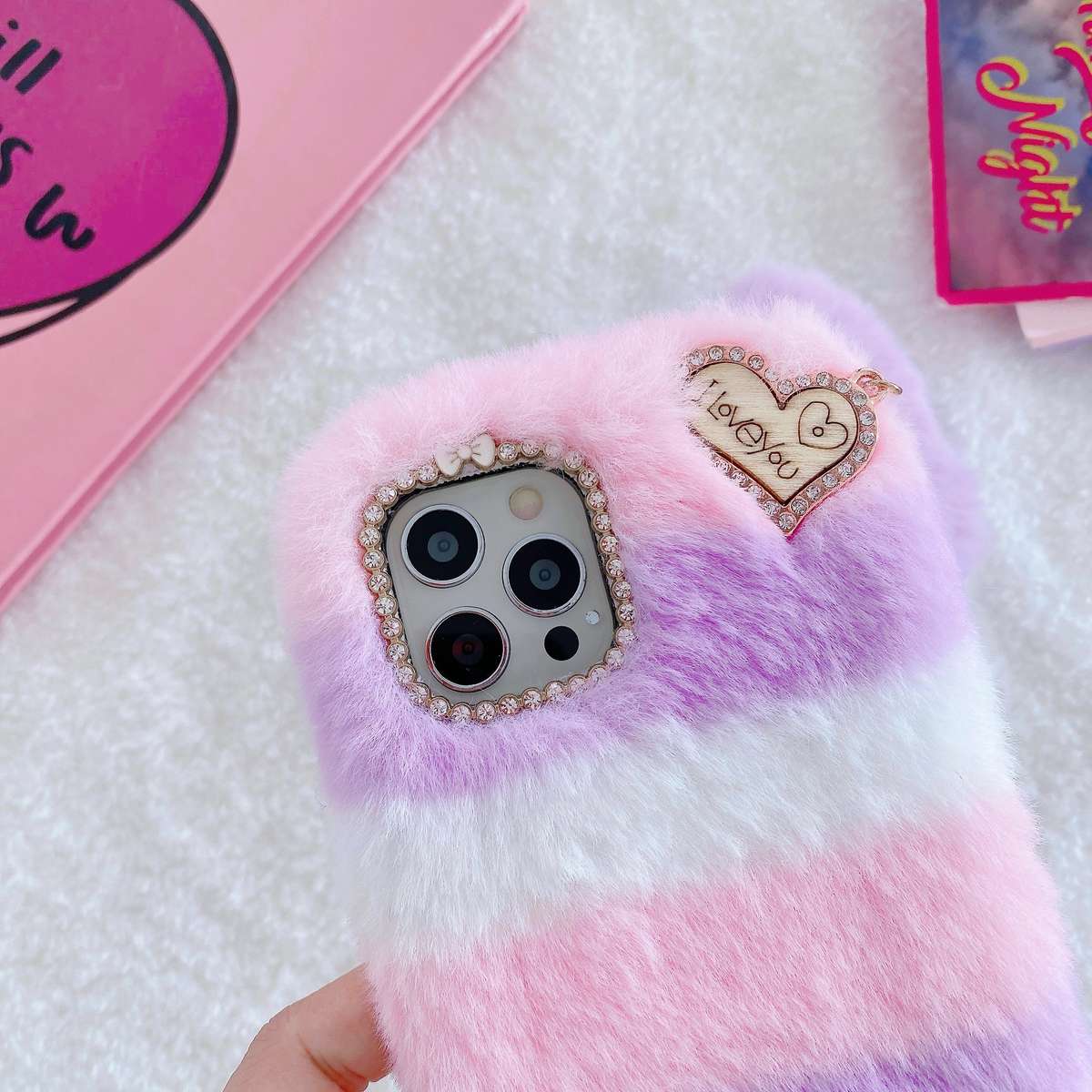 1Pc Mixed Color For iPhone 14 Plus Plush Heart Pendant Phone Case