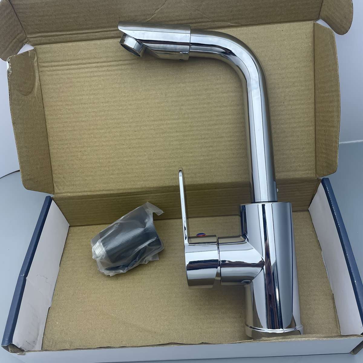 360 Rotating Washbasin Faucet